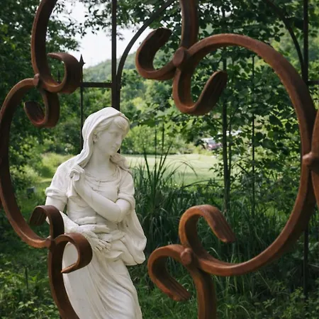 Exklusive Loft-wohnung, Nur 30 Min Von Zuerich *