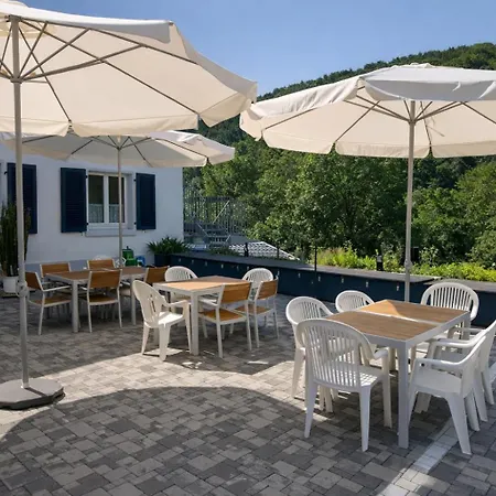 Exklusive Loft-wohnung, Nur 30 Min Von Zuerich Lägenhet